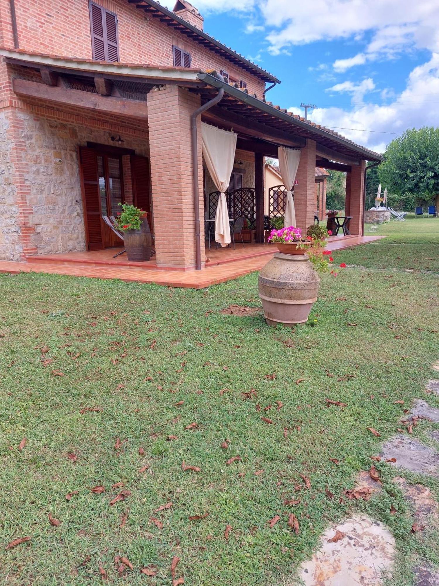 Agriturismo Podere Valdilucciole Citta della Pieve Bagian luar foto